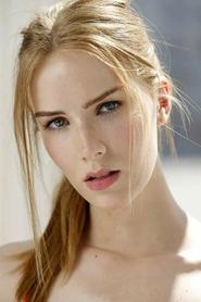 Шарлотта Кирк